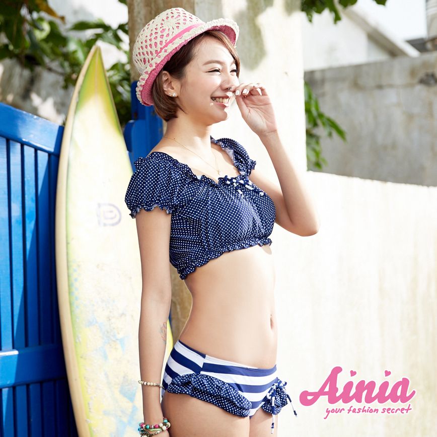 可愛公主袖滾邊點點兩件式比基尼,比基尼滾邊點點,ainia比基尼點點,ainia比基尼滾邊,兩件式比基尼泳衣,兩件式半罩比基尼